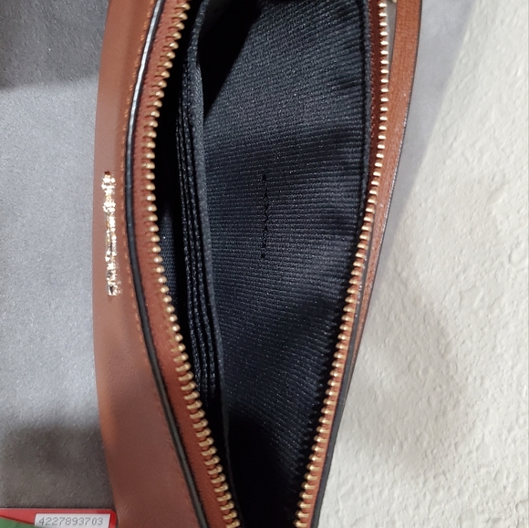 Coach small crossbody - Picture 6 of 10